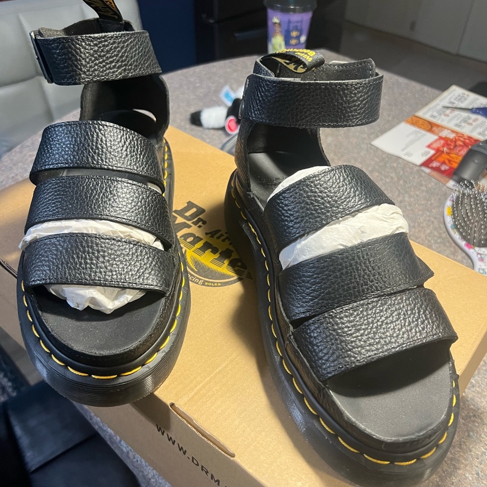Dr. Martens womans sandals